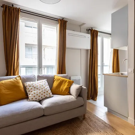 Apartment Relax In A Contemporary Designer *