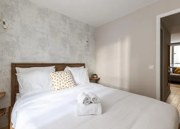 Relax In A Contemporary Designer *